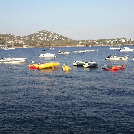 Vakantiehuis Saint-raphael 2 Pieces Independants Piscine Prohe Golf