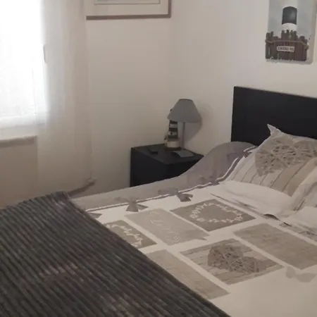 Saint-raphael 2 Pieces Independants Piscine Prohe Golf Vakantiehuis