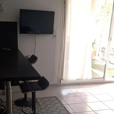 Сasa de vacaciones Saint-raphael 2 Pièces Indépendants Piscine Prohe Golf *